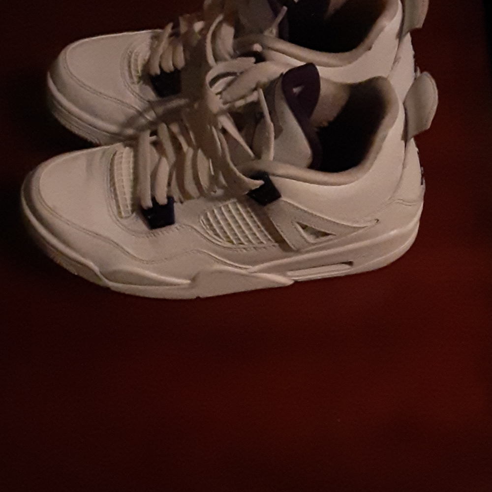Shoes - Picture 2 of 2